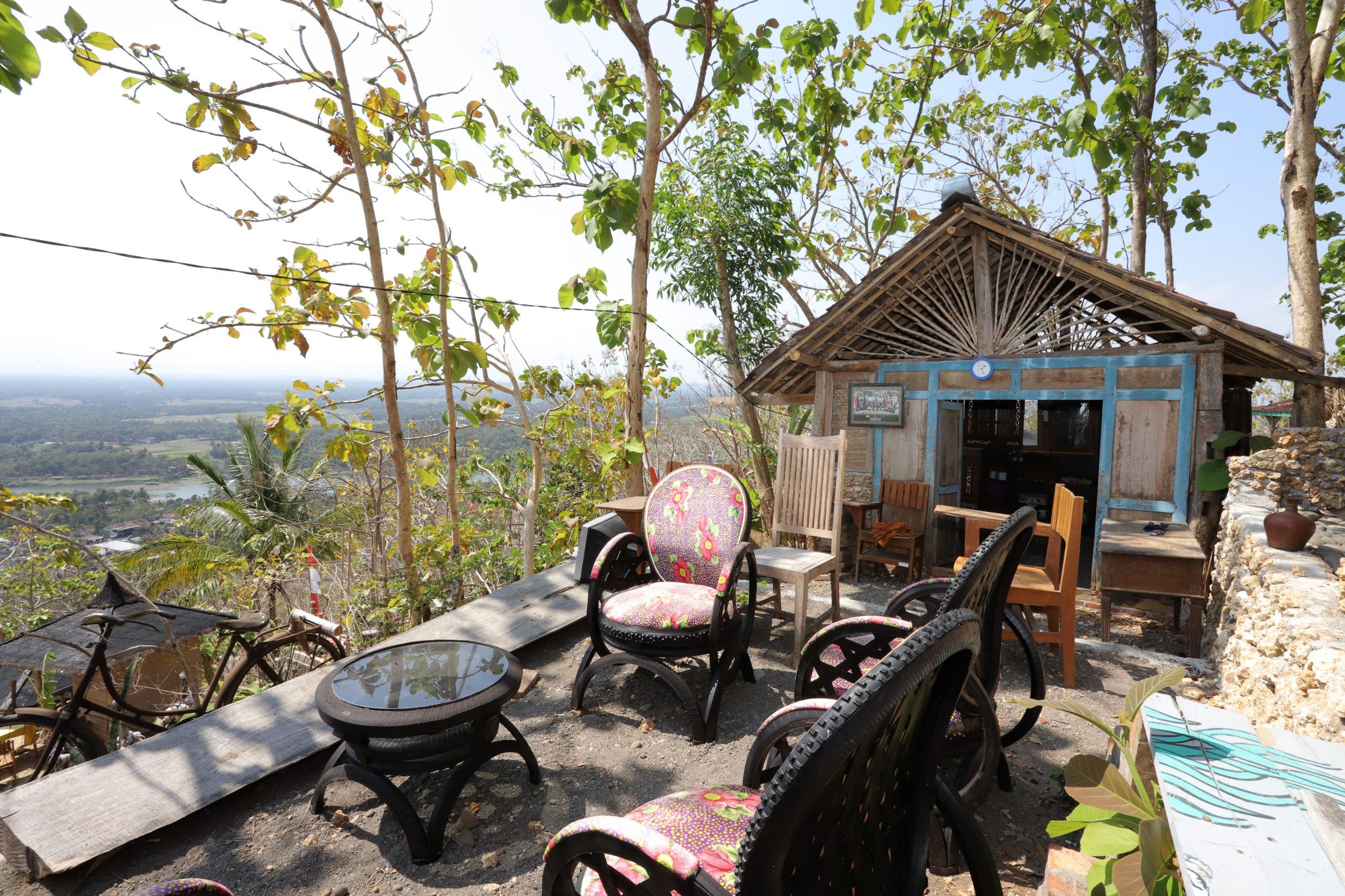 Newalaskuliner & Homestaywatulumbung Kretek Екстер'єр фото