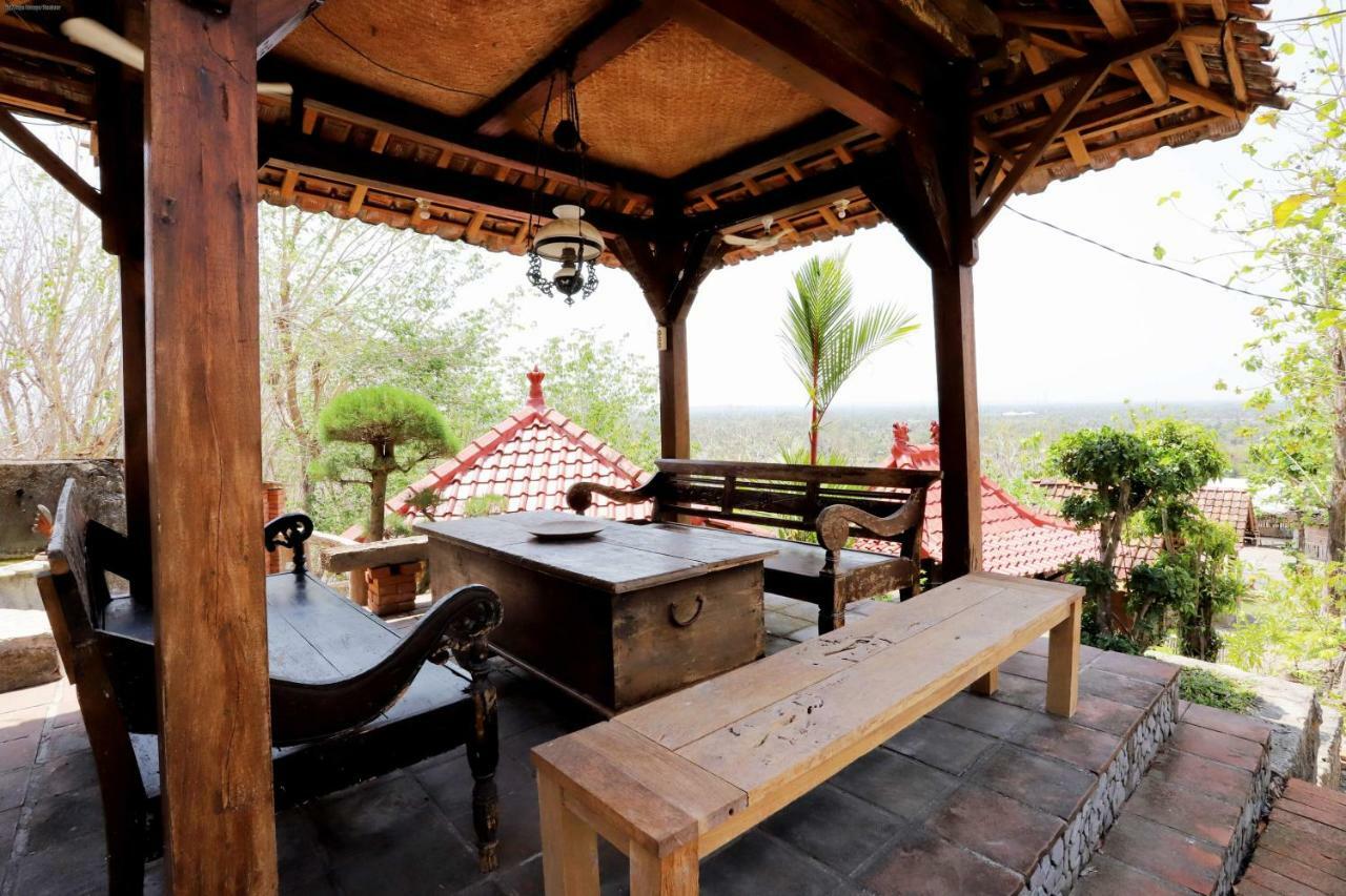 Newalaskuliner & Homestaywatulumbung Kretek Екстер'єр фото